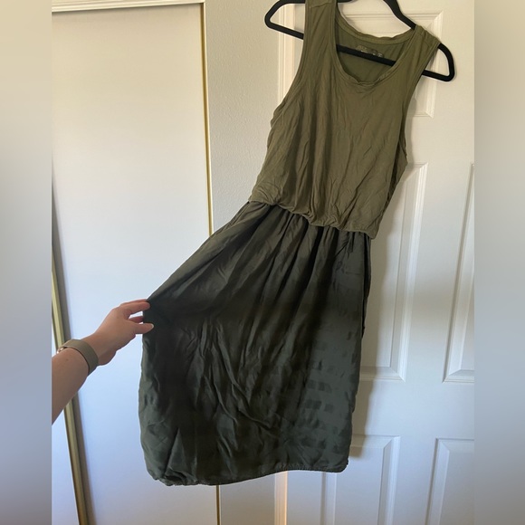 Prana Perry midi dress in green size medium - Picture 2 of 7